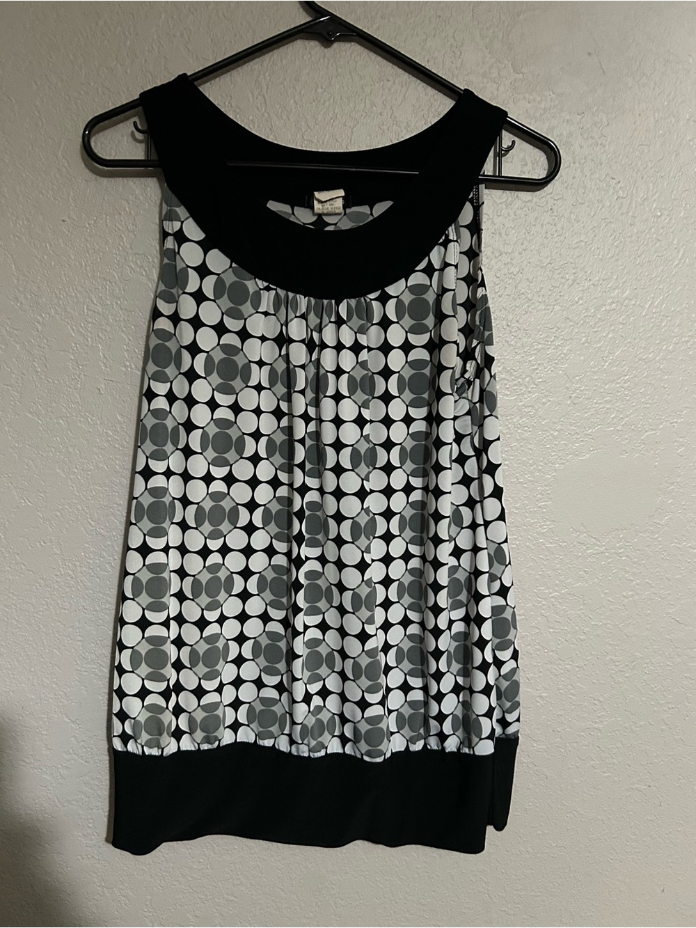 Maurices Black & White Geometric Circle Tank